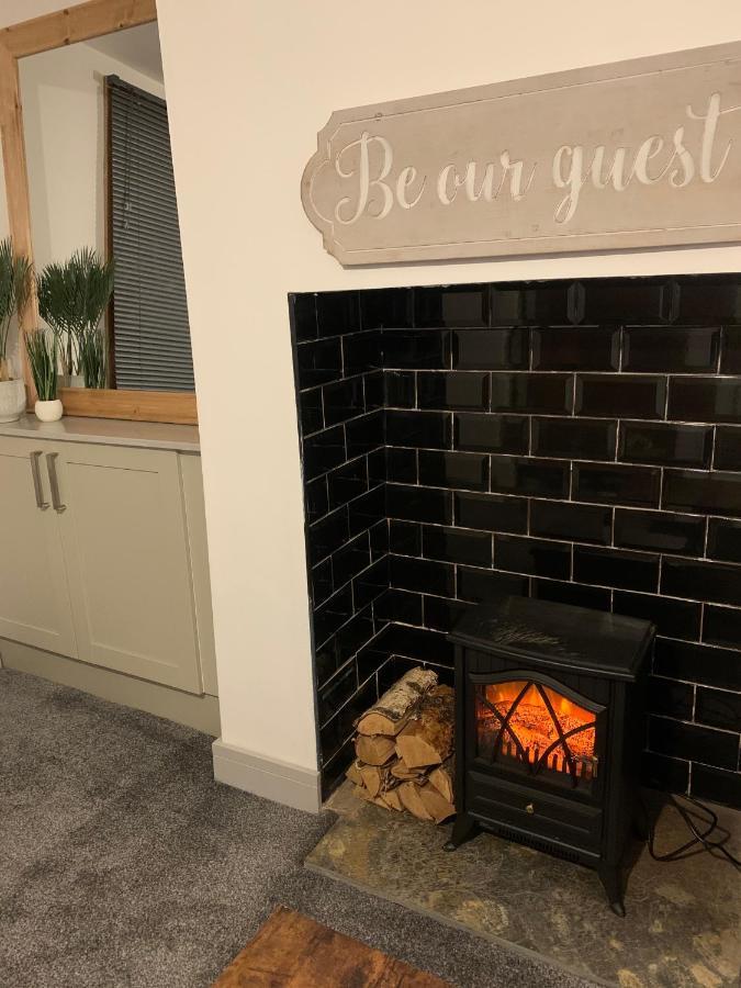 Cosy Cottage In Redcar - Workstays Uk Wilton  Dış mekan fotoğraf